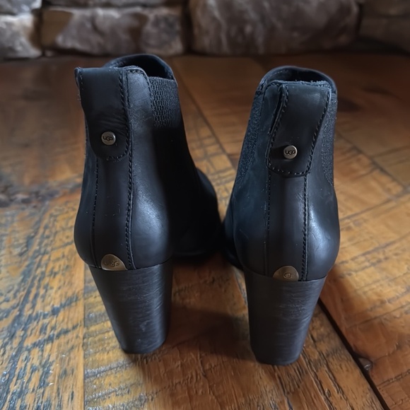 UGG Cobie II black nubuck leather ankle boots with stacked block heel Size 7.5 - Picture 7 of 10